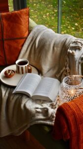 Tips for Creating a Cozy Reading Nook in Any Space